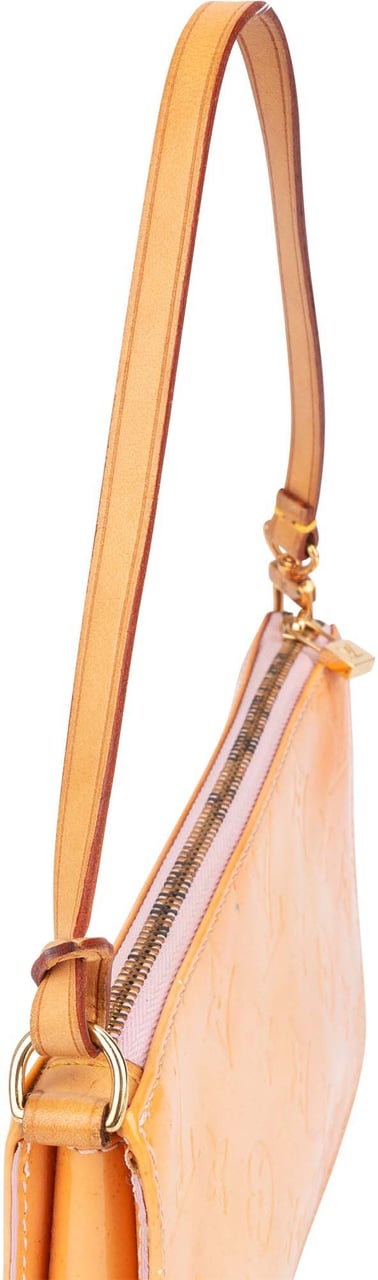 Louis Vuitton Louis Vuitton Vernis Monogram Lexington Pochette Handbag Divers