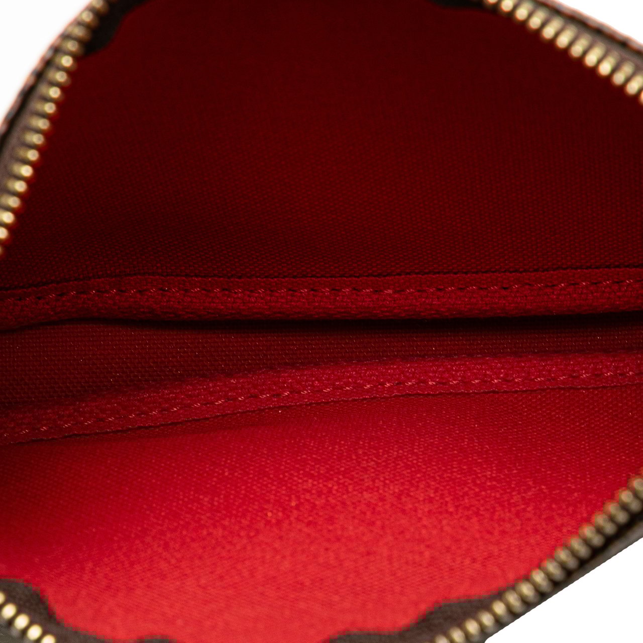 Louis Vuitton Damier Ebene Mini Pochette Accessoires Bruin