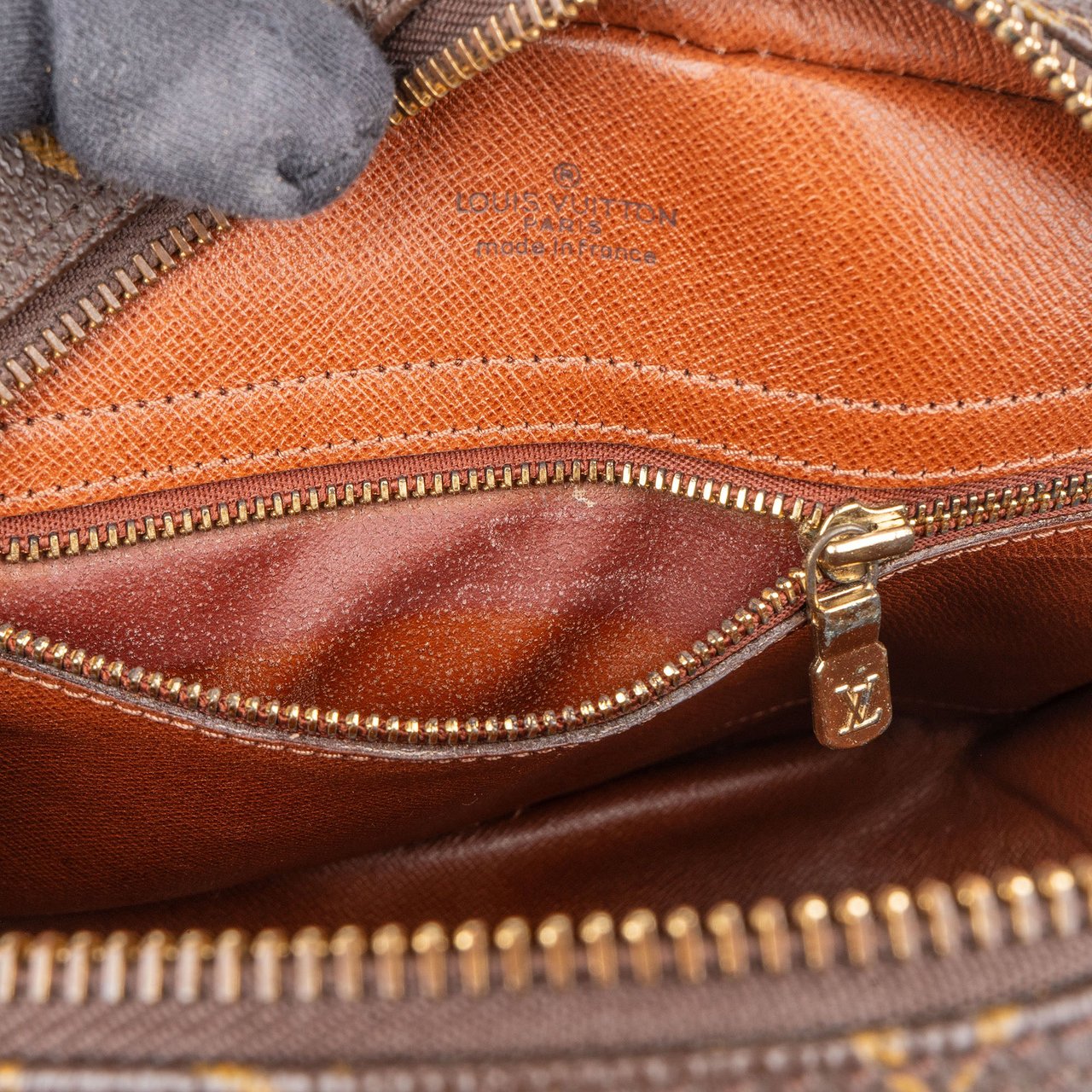 Louis Vuitton Louis Vuitton Canvas Monogram Senlis Crossbody Bag Bruin