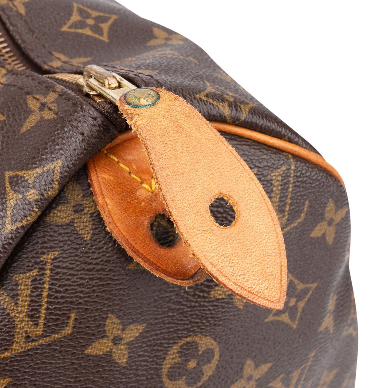 Louis Vuitton Louis Vuitton Canvas Monogram Speedy 40 Handbag Bruin