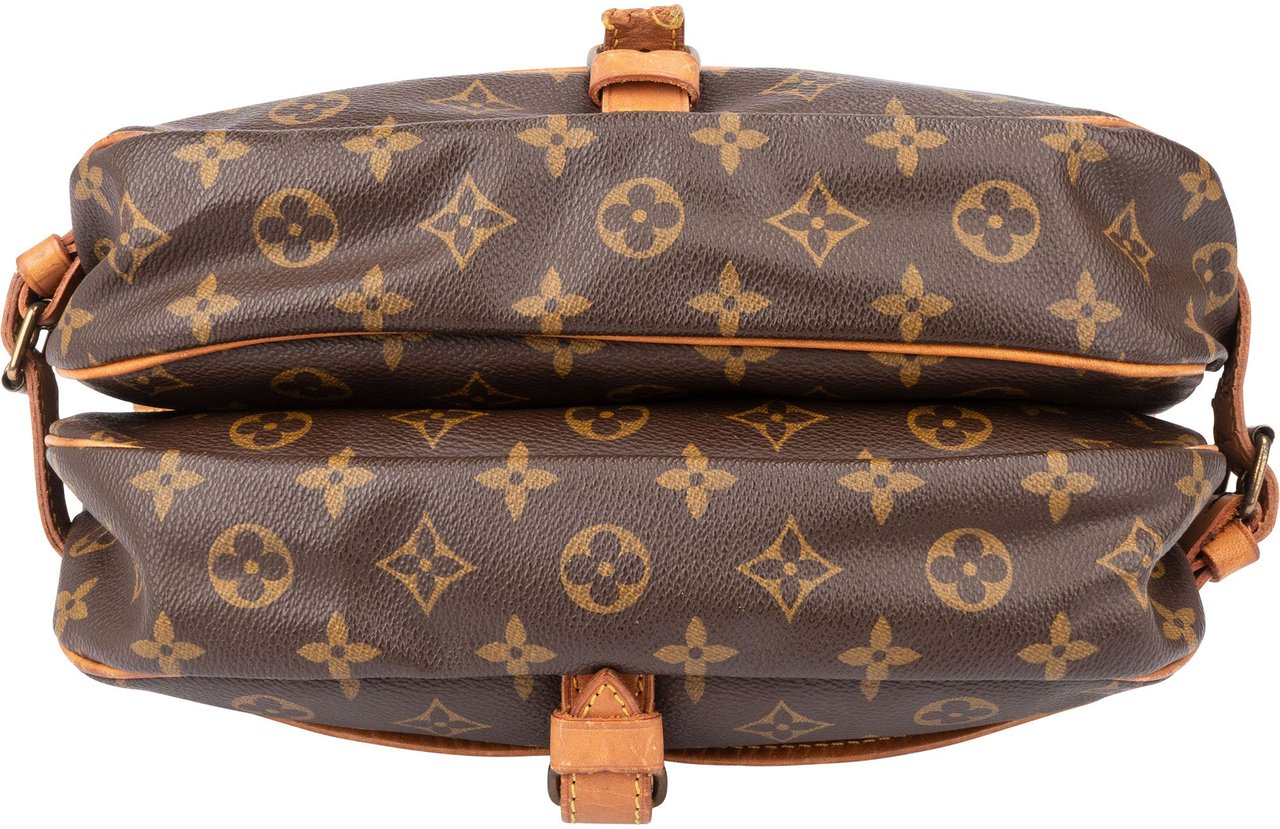 Louis Vuitton Louis Vuitton Canvas Monogram Saumur 30 Crossbody Bag Bruin