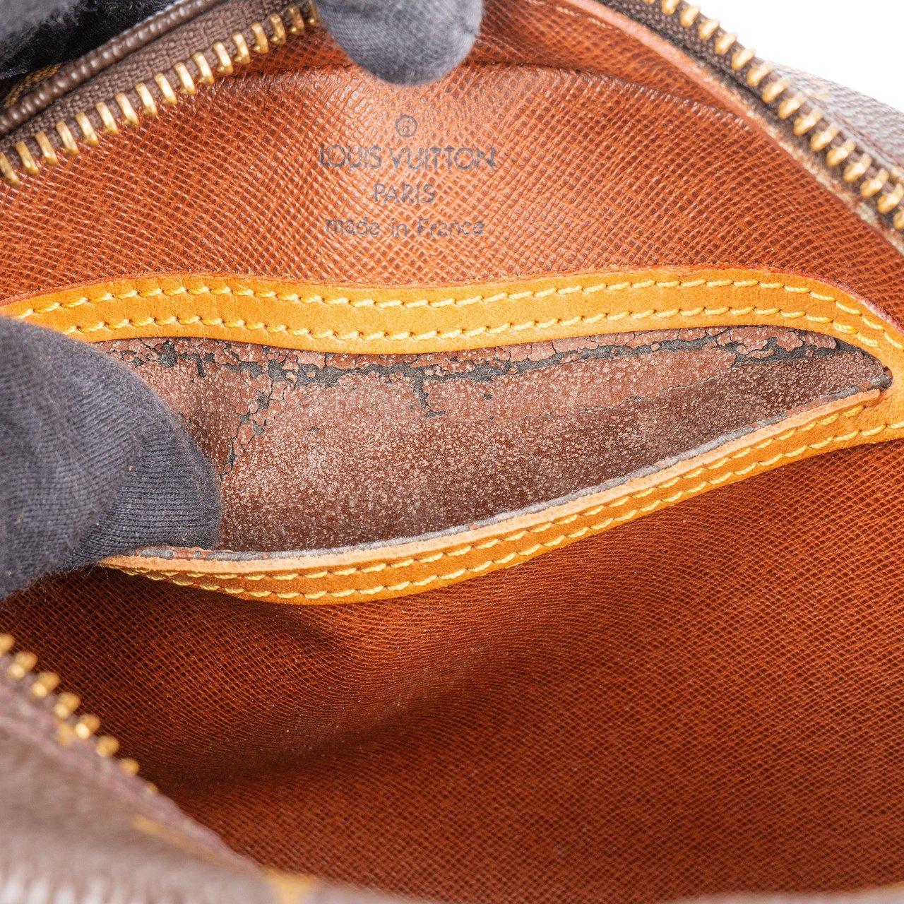 Louis Vuitton Louis Vuitton Canvas Monogram Blois Crossbody Bag Bruin