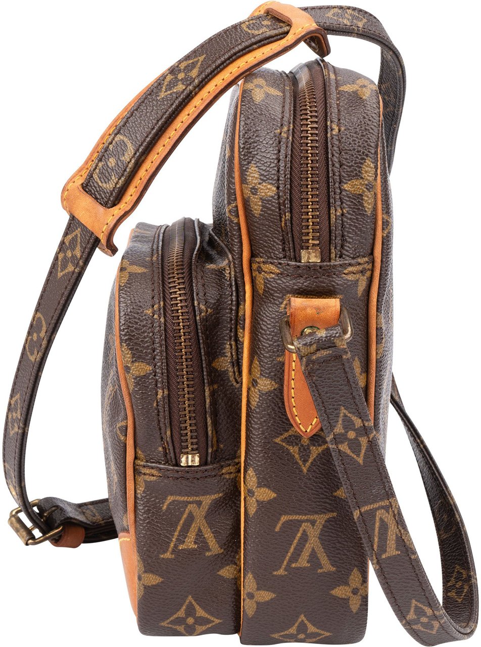 Louis Vuitton Louis Vuitton Canvas Monogram Amazone Crossbody Bag Bruin