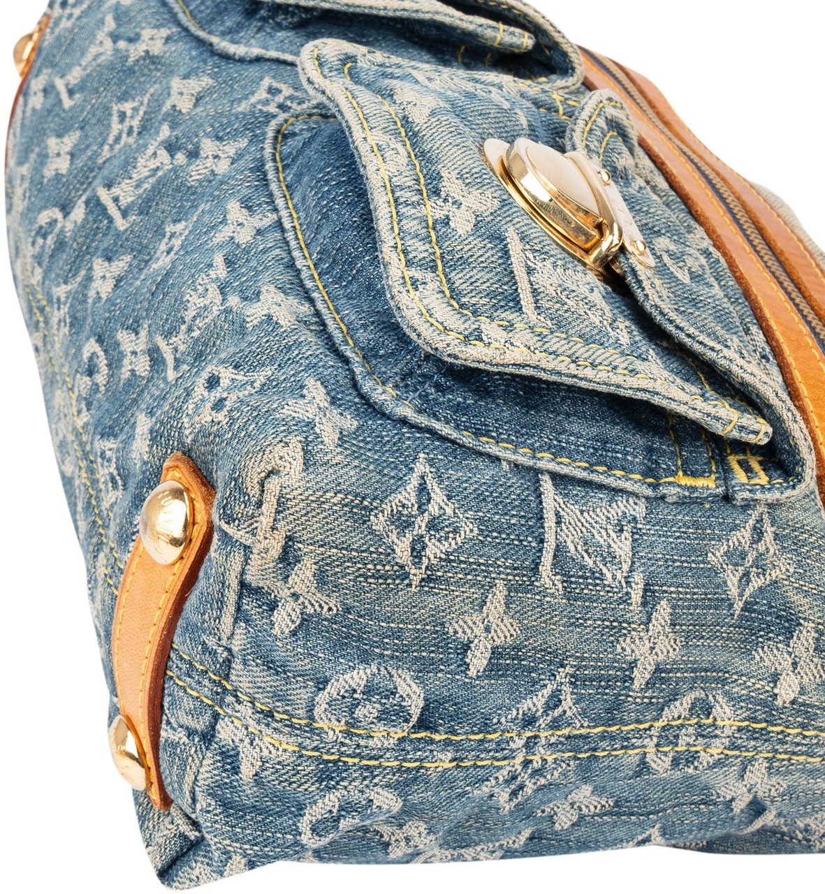 Louis Vuitton Louis Vuitton Denim Monogram Baggy PM Crossbody Bag Bruin