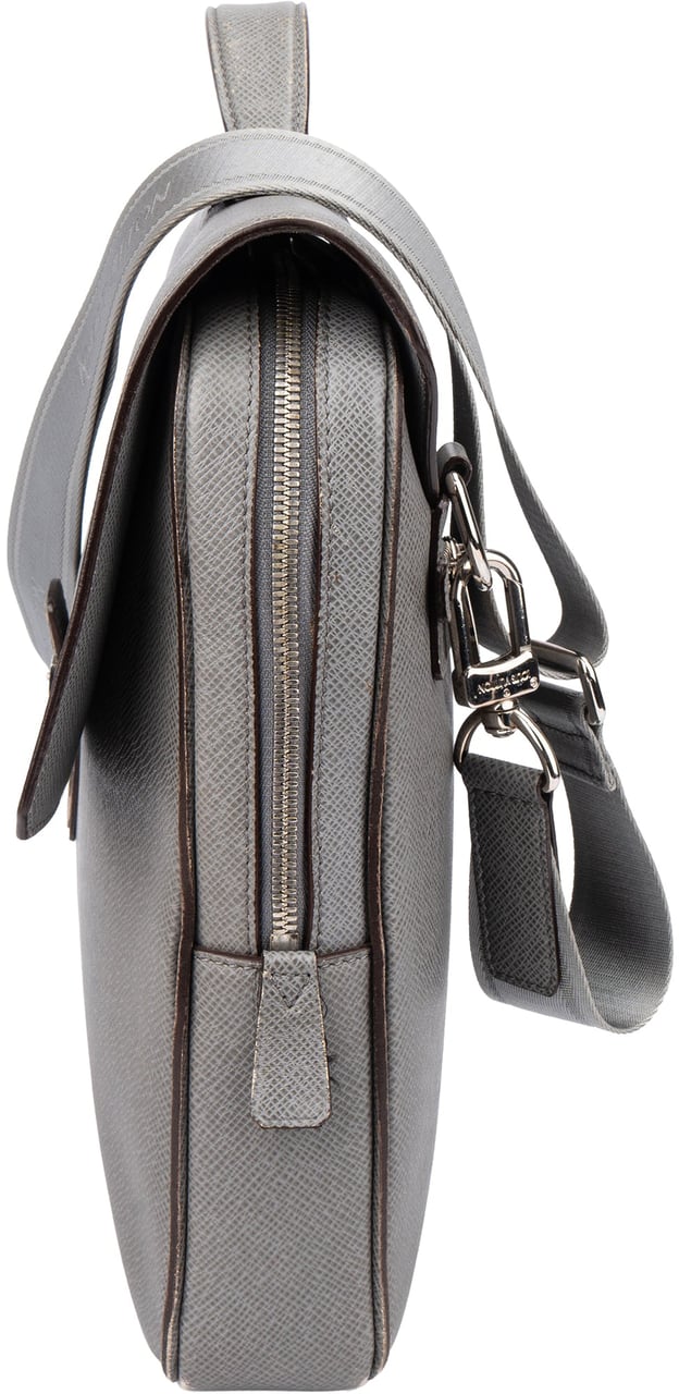 Louis Vuitton Grey Taiga Leather Vassili PM Business Handbag Donkergrijs