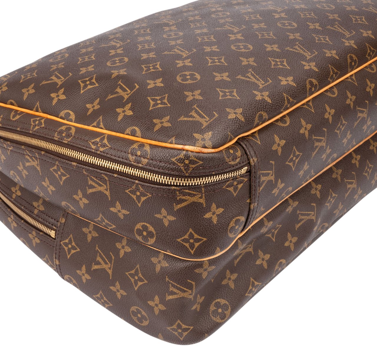 Louis Vuitton Louis Vuitton Canvas Monogram Alize Travel Bag Bruin