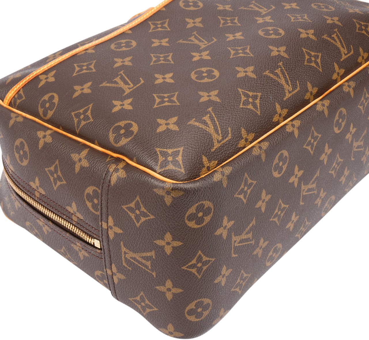 Louis Vuitton Louis Vuitton Canvas Monogram Deauville Handbag Bruin