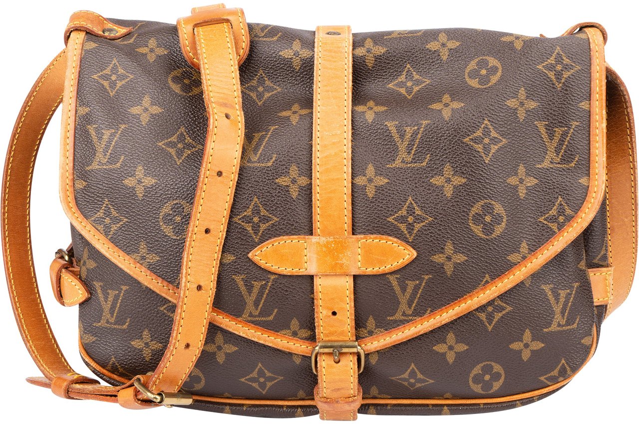 Louis Vuitton Louis Vuitton Canvas Monogram Saumur 30 Crossbody Bag Bruin