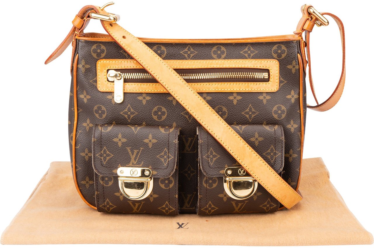 Louis Vuitton Louis Vuitton Canvas Monogram Hudson GM Crossbody Bag Bruin