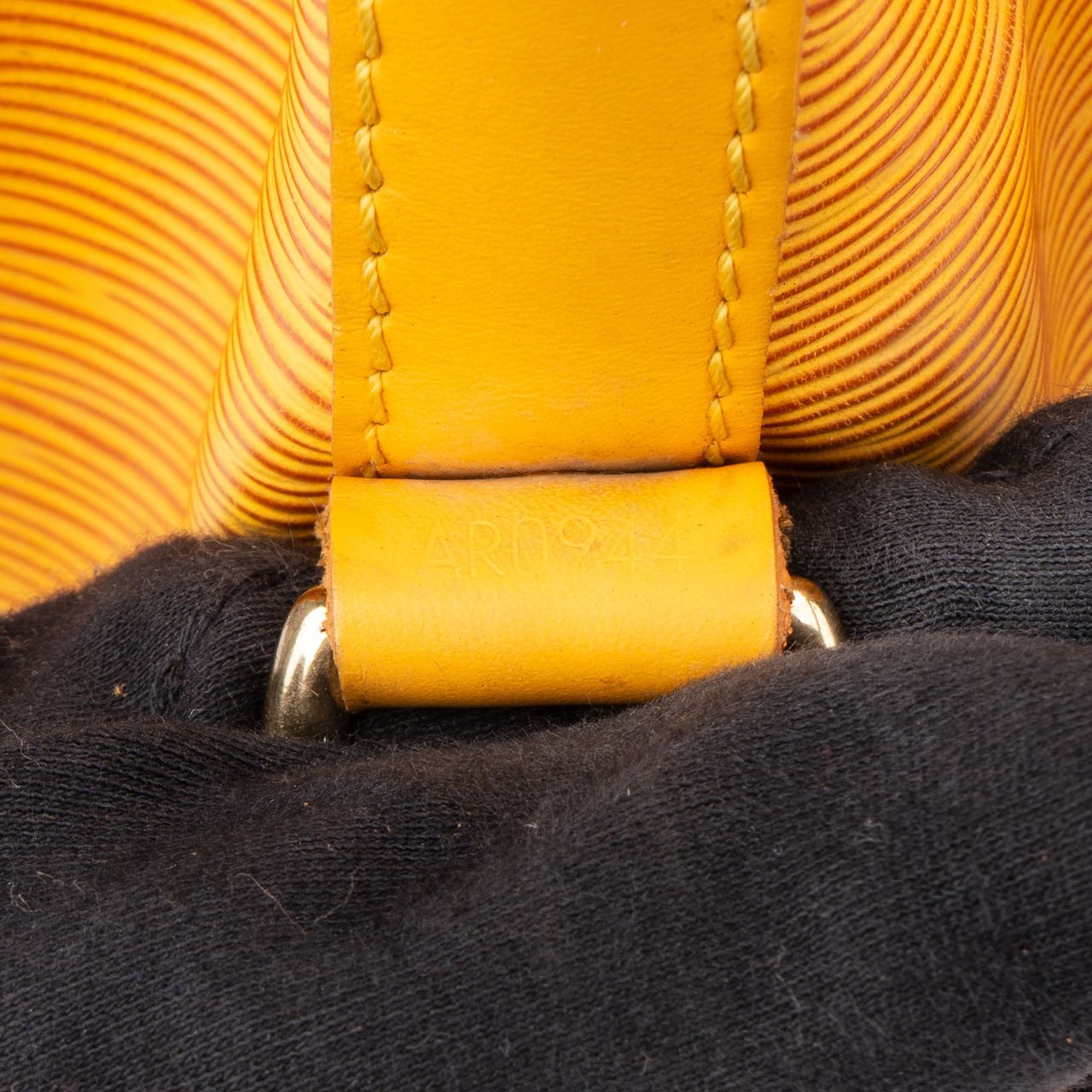 Louis Vuitton Louis Vuitton Jaune Epi Leather Sac Neo Petit Shoulder Bag Geel