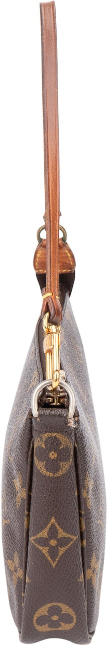 Louis Vuitton Louis Vuitton Canvas Monogram Pochette Accessoire Handbag Bruin