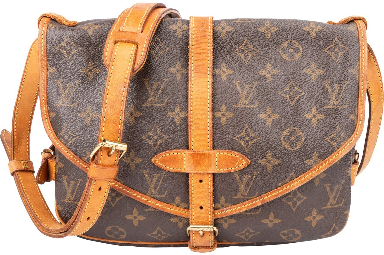 Louis Vuitton Louis Vuitton Canvas Monogram Saumur 30 Crossbody Bag Bruin