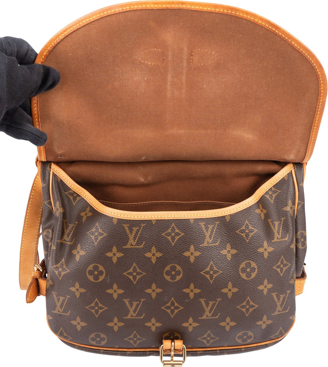 Louis Vuitton Louis Vuitton Canvas Monogram Saumur 30 Crossbody Bag Bruin