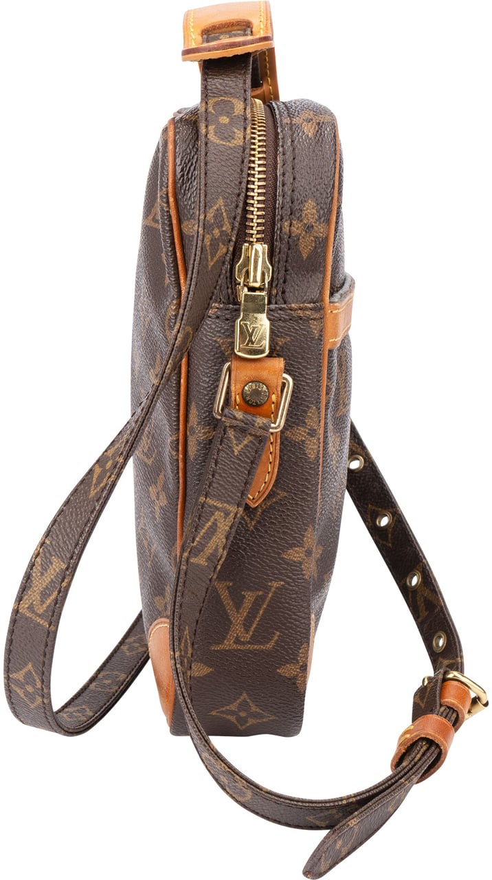 Louis Vuitton Louis Vuitton Canvas Monogram Danube Crossbody Bag Bruin