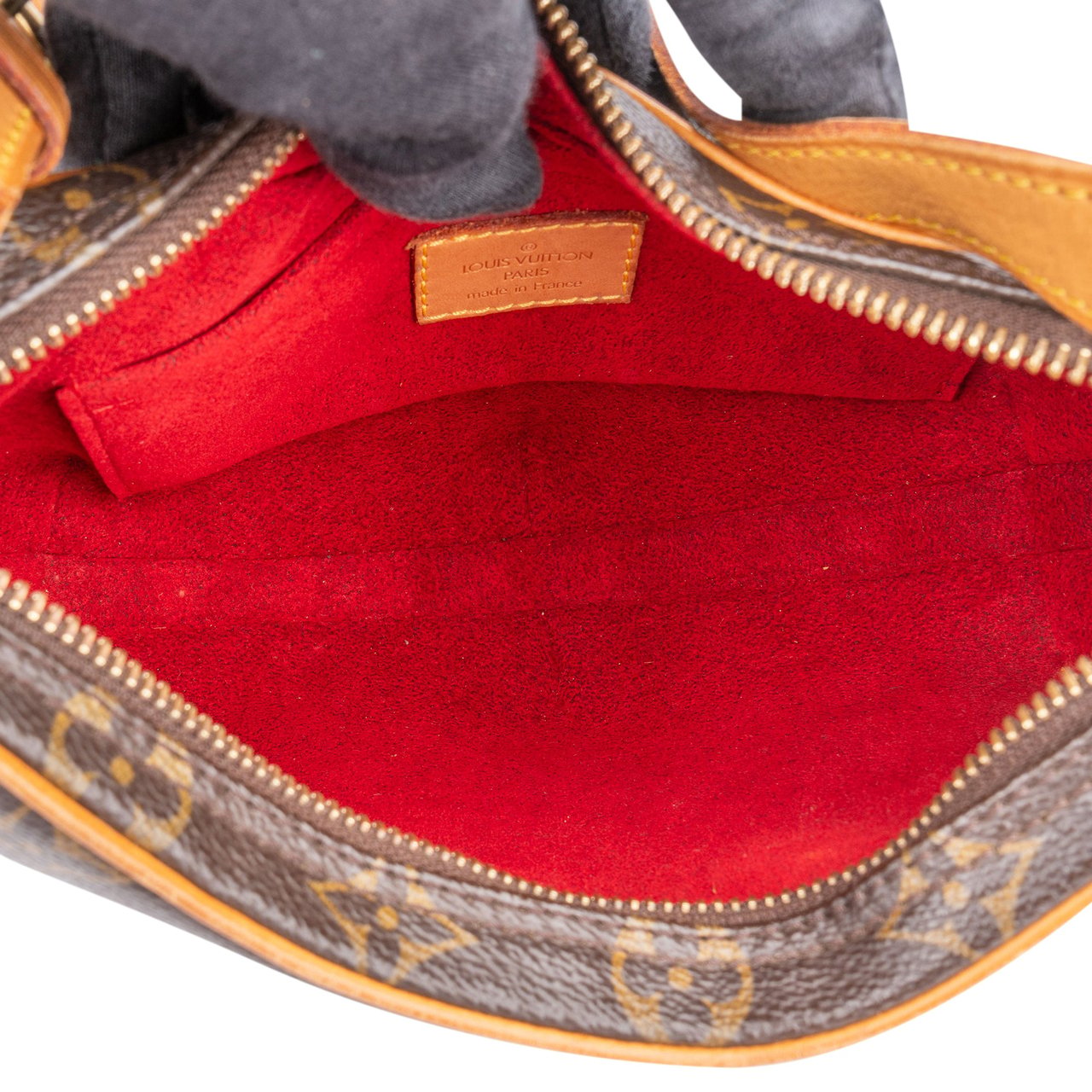 Louis Vuitton Canvas Monogram Croissant PM Shoulder Bag Bruin