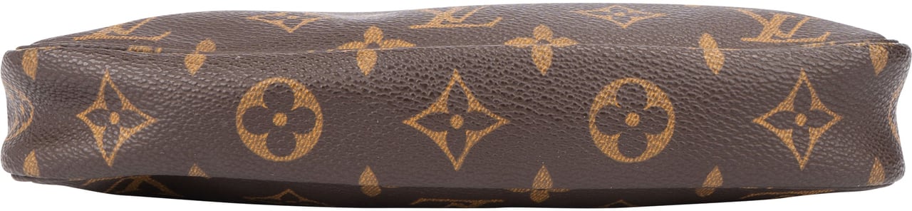 Louis Vuitton Louis Vuitton Canvas Monogram Pochette Accessoire Handbag Bruin