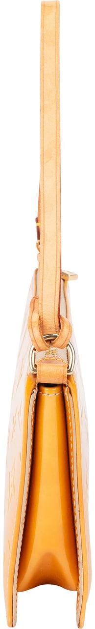 Louis Vuitton Louis Vuitton Vernis Monogram Lexington Pochette Accessoire Handbag Geel