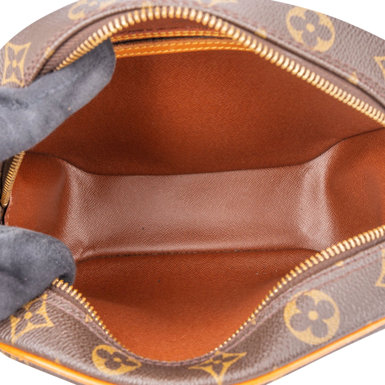 Louis Vuitton Louis Vuitton Canvas Monogram Blois Crossbody Bag Bruin