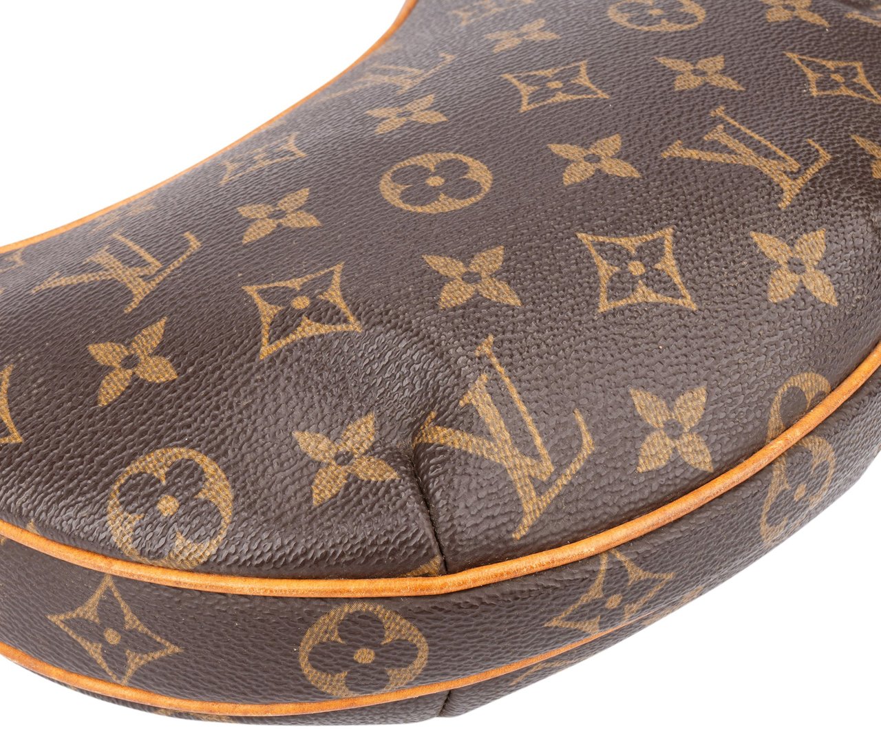 Louis Vuitton Louis Vuitton Canvas Monogram Croissant PM Handbag Bruin