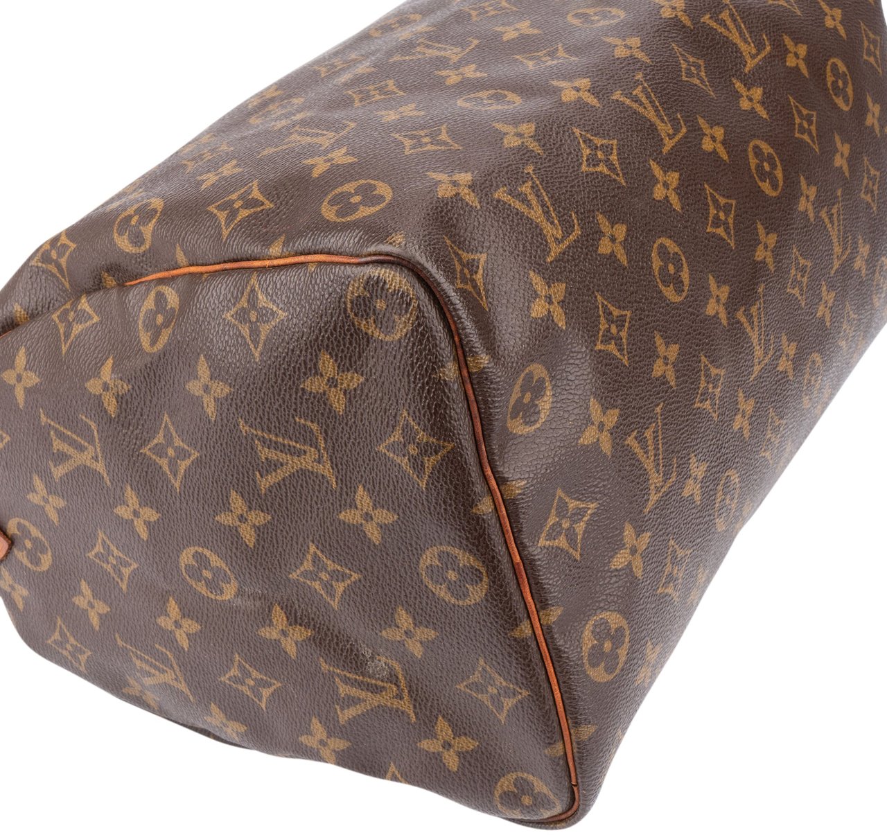 Louis Vuitton Louis Vuitton Canvas Monogram Speedy 30 Handbag Bruin