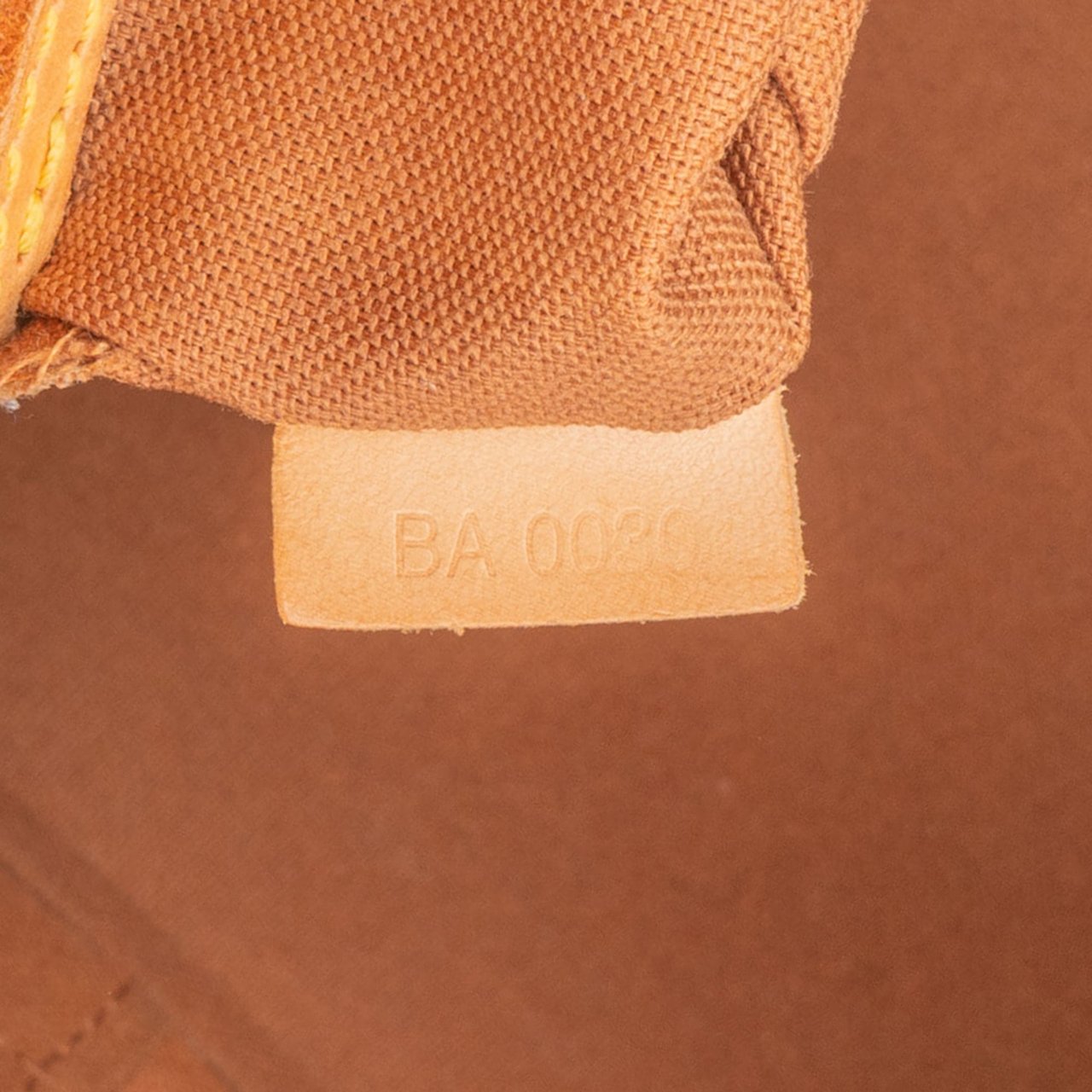 Louis Vuitton Louis Vuitton Canvas Monogram Alma PM Handbag Bruin