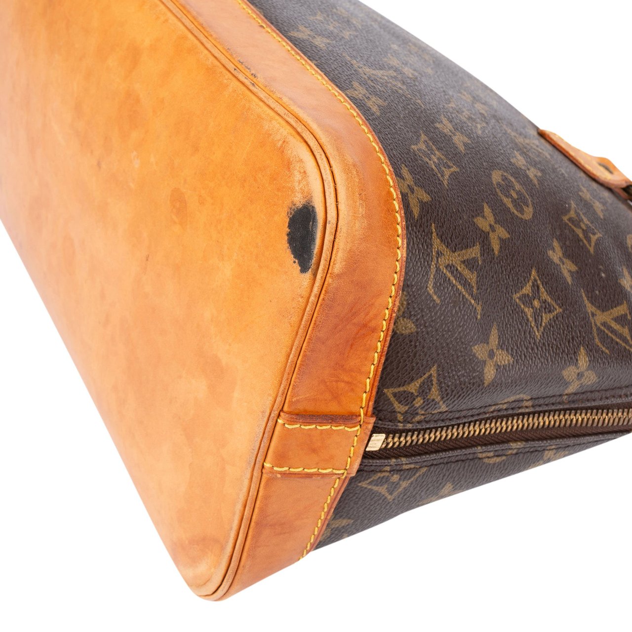 Louis Vuitton Louis Vuitton Canvas Monogram Alma PM Handbag Bruin