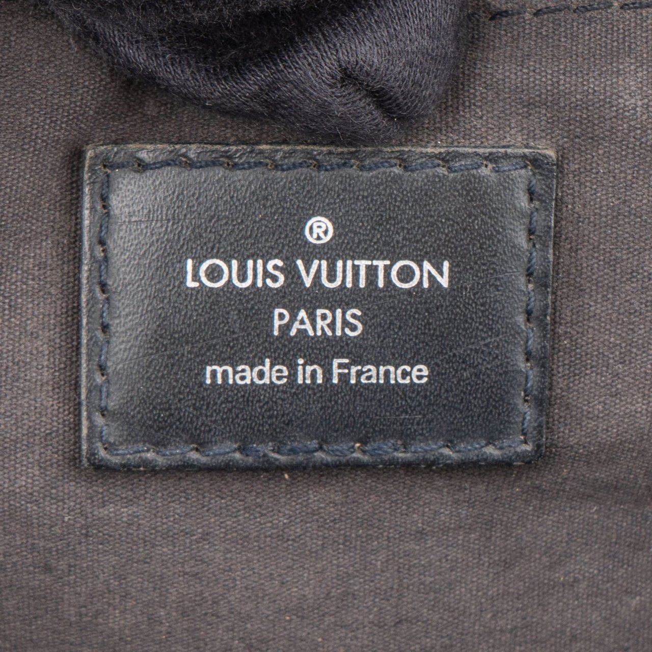 Louis Vuitton Noir Epi Leather Vivienne Long MM Handbag Zwart