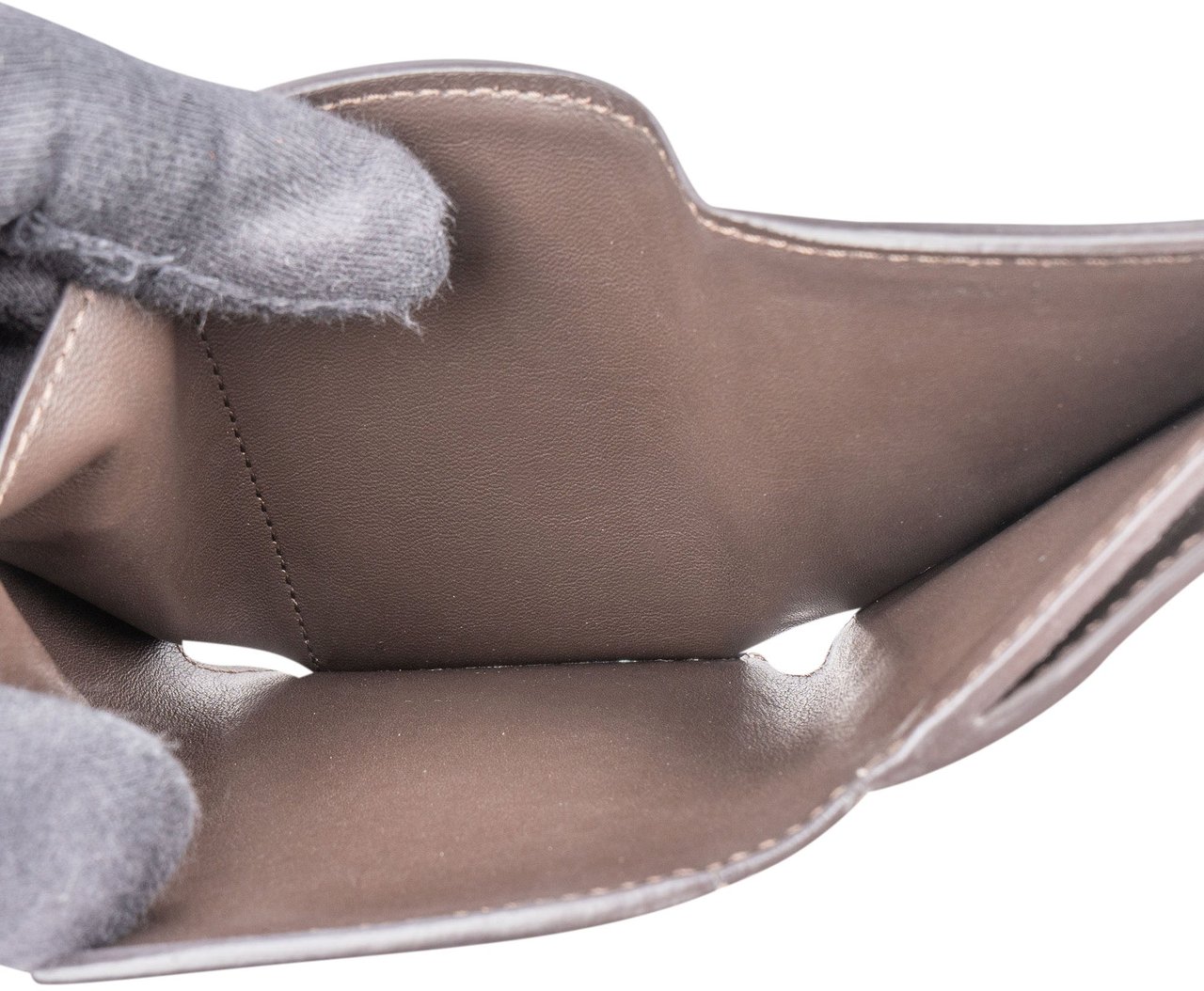 Louis Vuitton Louis Vuitton Taurillon Leather Mini Capucines Wallet Beige