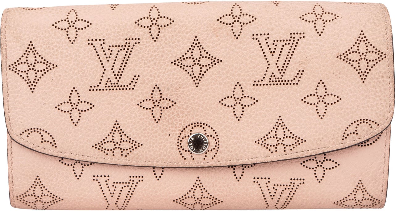 Louis Vuitton Louis Vuitton Pink Leather Mahina Wallet Roze