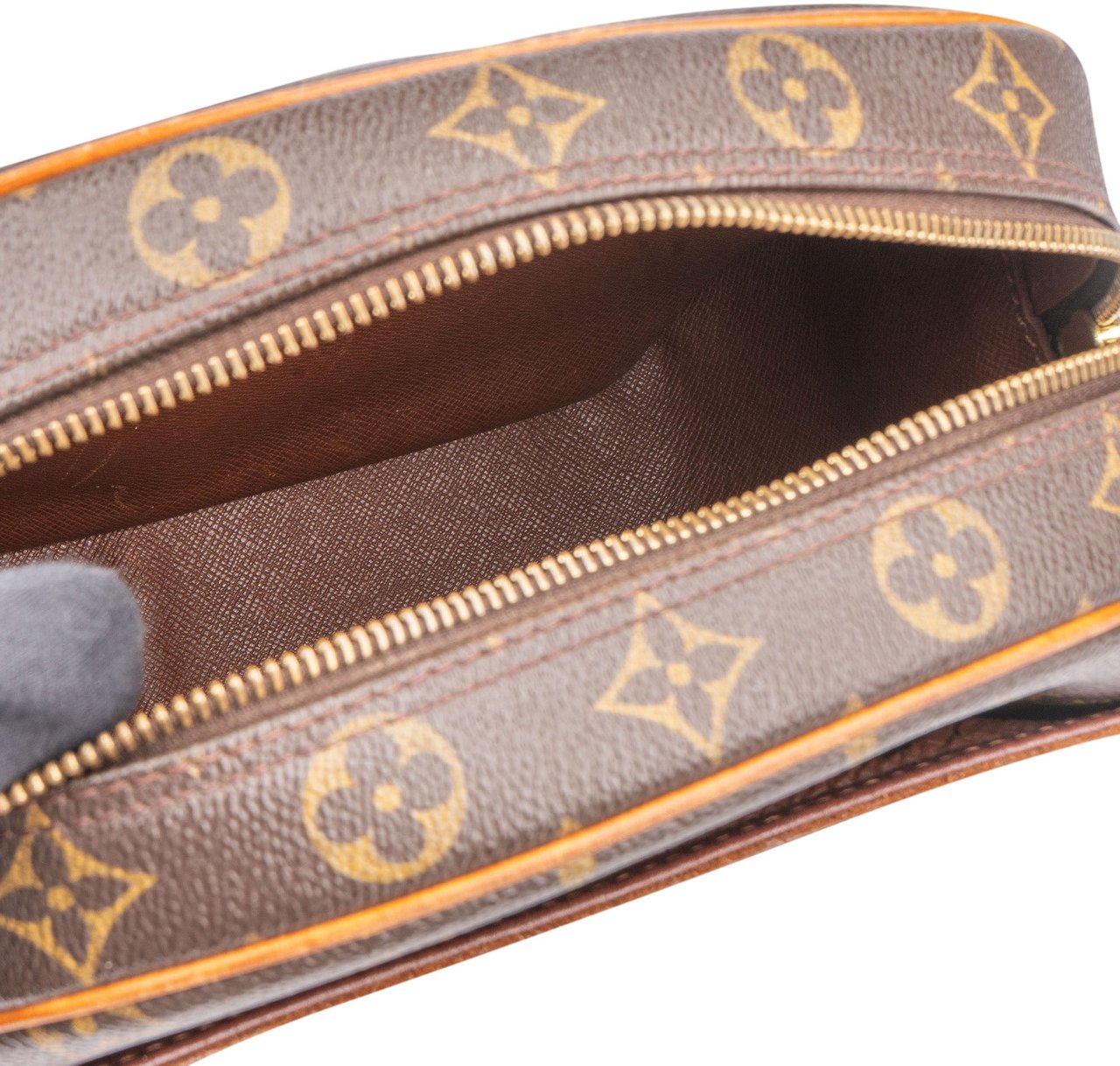Louis Vuitton Louis Vuitton Canvas Monogram Blois Crossbody Bag Bruin
