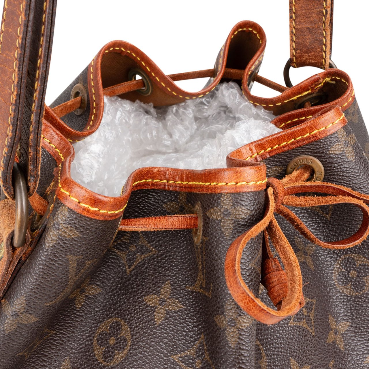 Louis Vuitton Louis Vuitton Canvas Monogram Sac Noe Petit Shoulder Bag Bruin