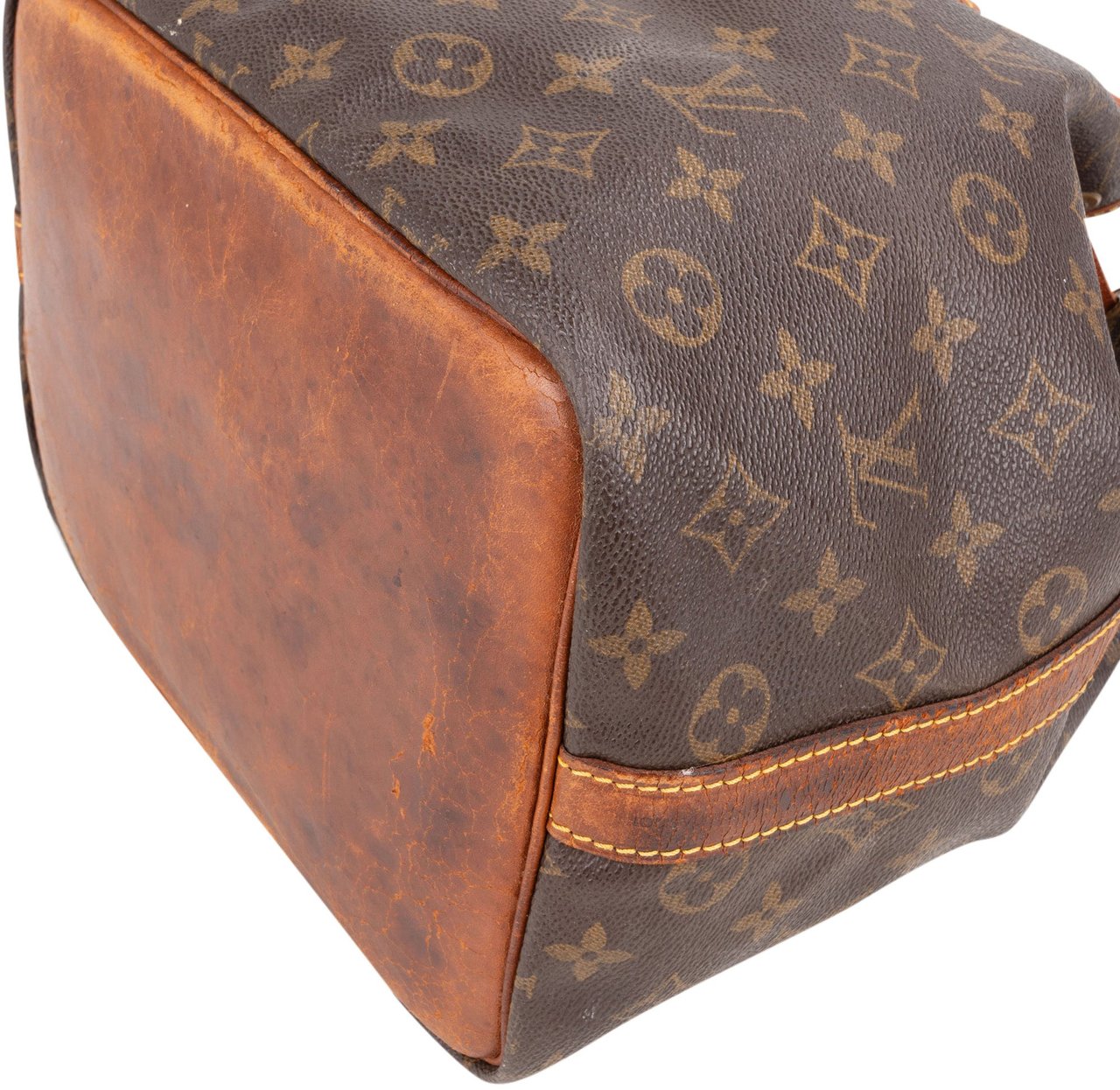 Louis Vuitton Louis Vuitton Canvas Monogram Sac Noe Petit Shoulder Bag Bruin