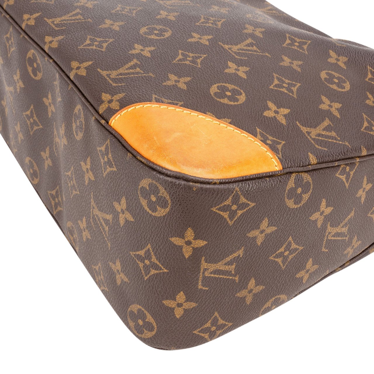 Louis Vuitton Louis Vuitton Canvas Monogram Boulogne Crossbody Bag Bruin