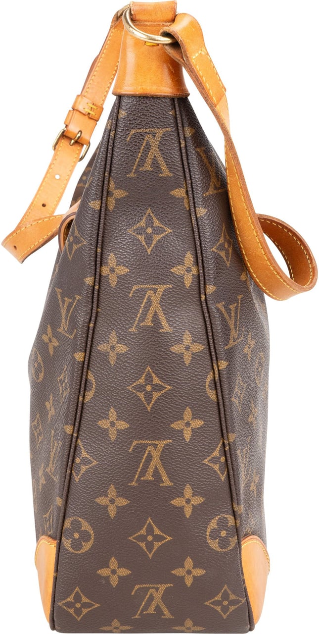 Louis Vuitton Louis Vuitton Canvas Monogram Boulogne Crossbody Bag Bruin