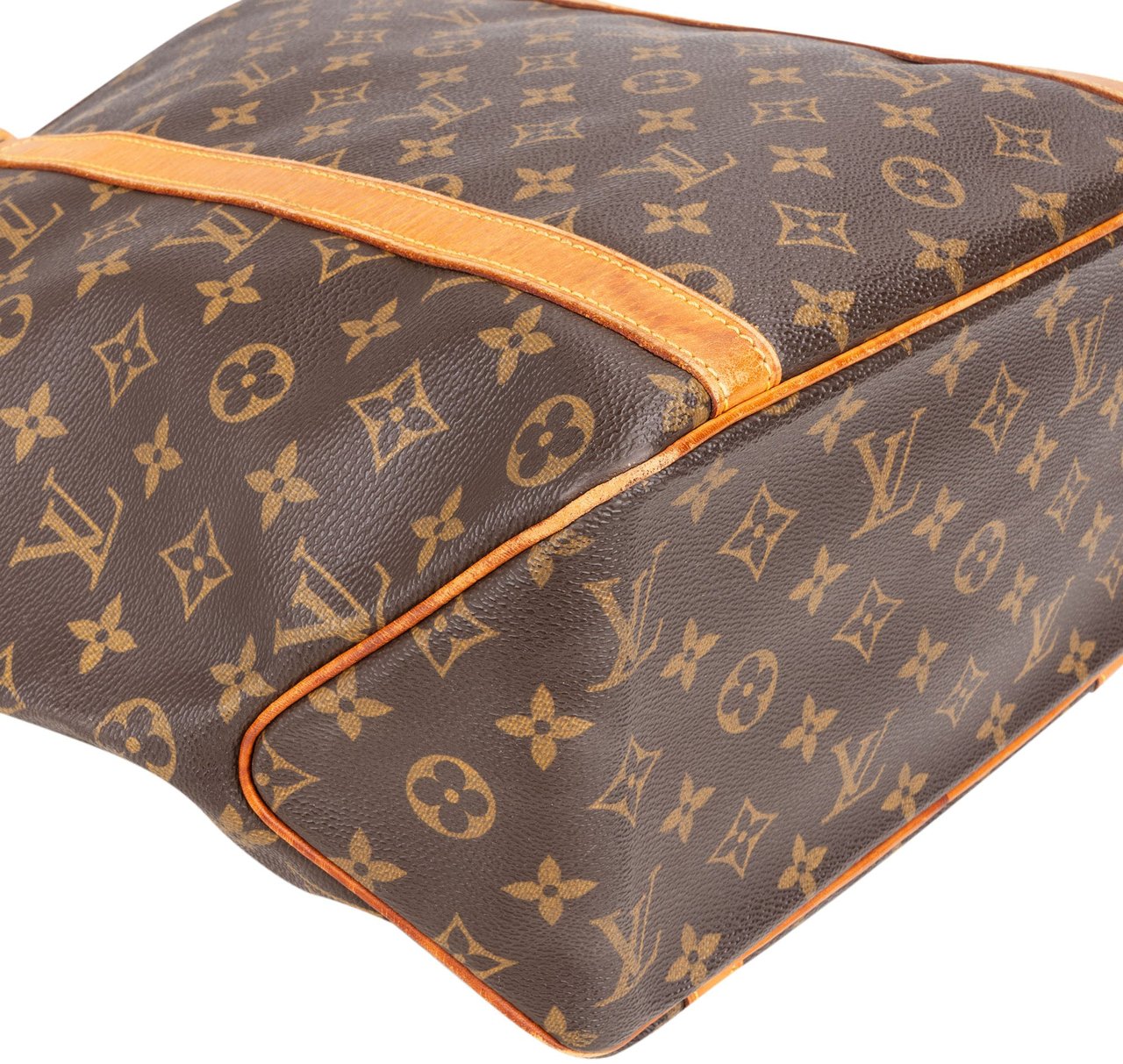 Louis Vuitton Louis Vuitton Canvas Monogram Sac Shopping Shoulder Bag Bruin