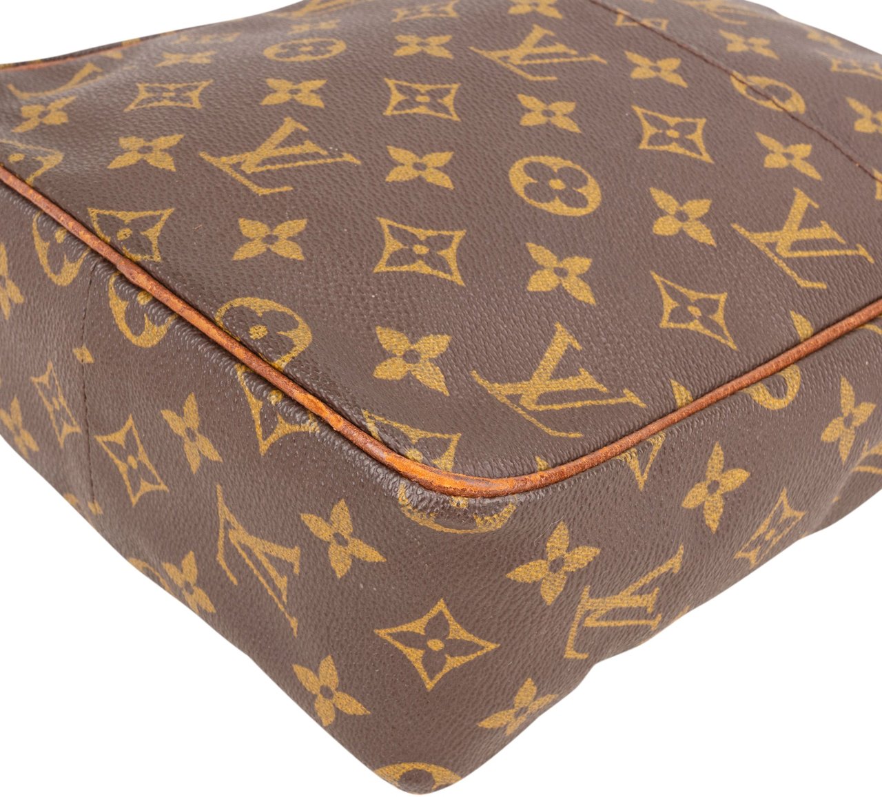 Louis Vuitton Louis Vuitton Canvas Monogram Marceau Crossbody Bag Bruin