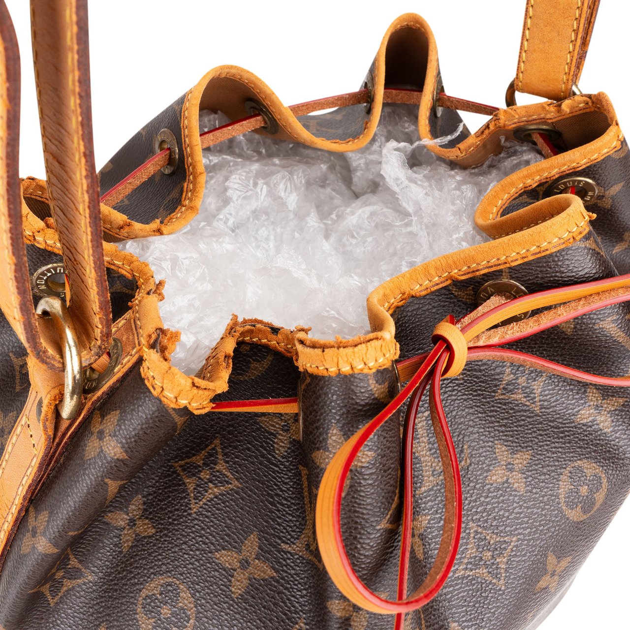 Louis Vuitton Louis Vuitton Canvas Monogram Sac Noe Grande Shoulder Bag Bruin