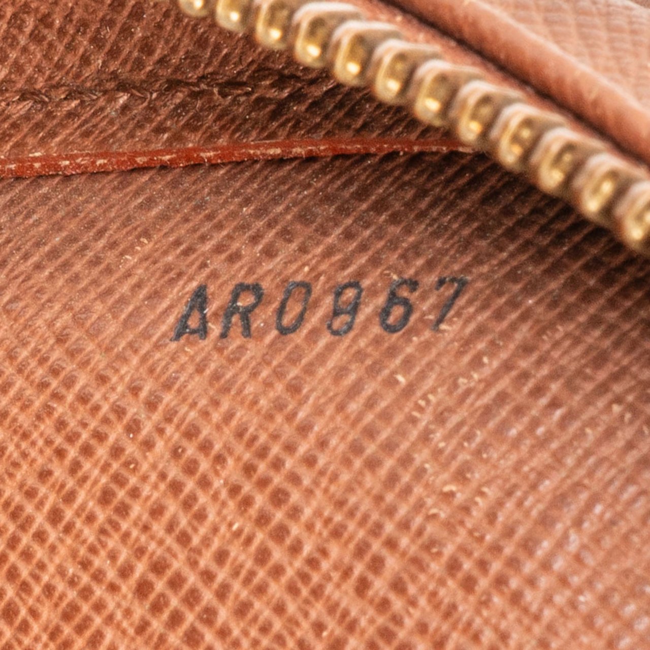 Louis Vuitton Louis Vuitton Canvas Monogram Orsay Clutch Bruin