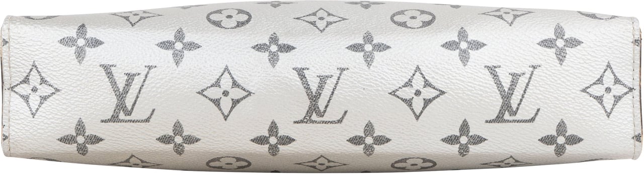 Louis Vuitton Louis Vuitton Eclipse Canvas Monogram Pochette Voyage Clutch Zwart