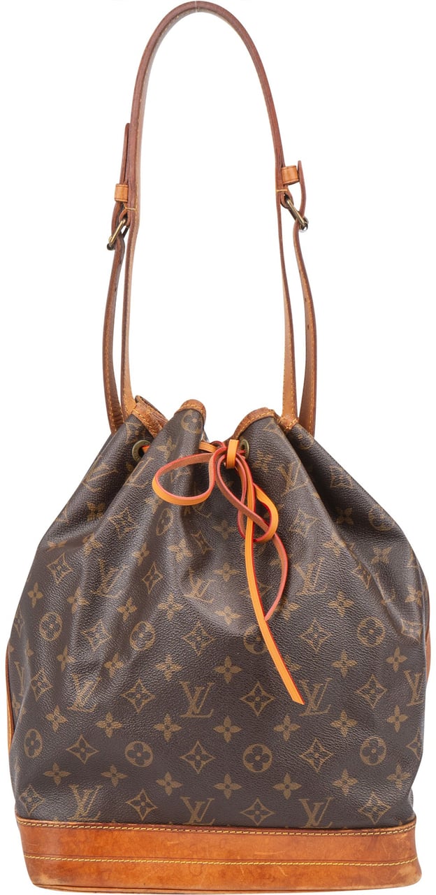 Louis Vuitton Louis Vuitton Canvas Monogram Sac Noe Grande Shoulder Bag Bruin
