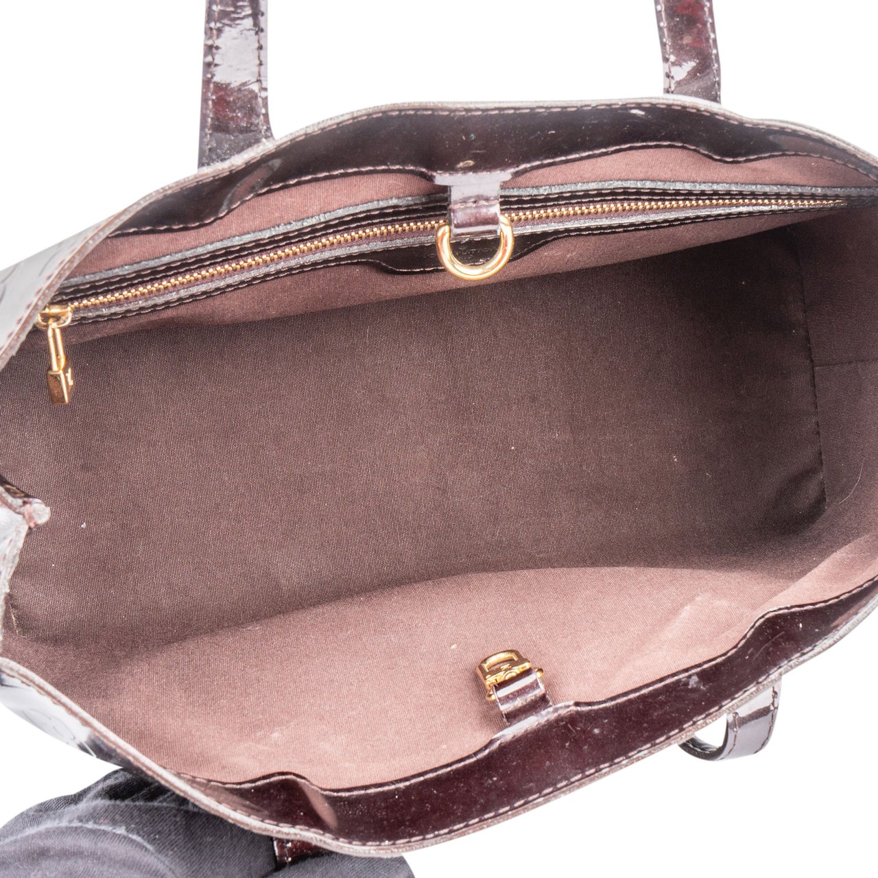 Louis Vuitton Louis Vuitton Vernis Monogram Wilshire Handbag Divers