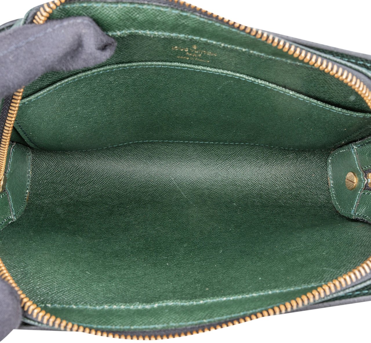 Louis Vuitton Louis Vuitton Green Taiga Leather Baikal Clutch Groen