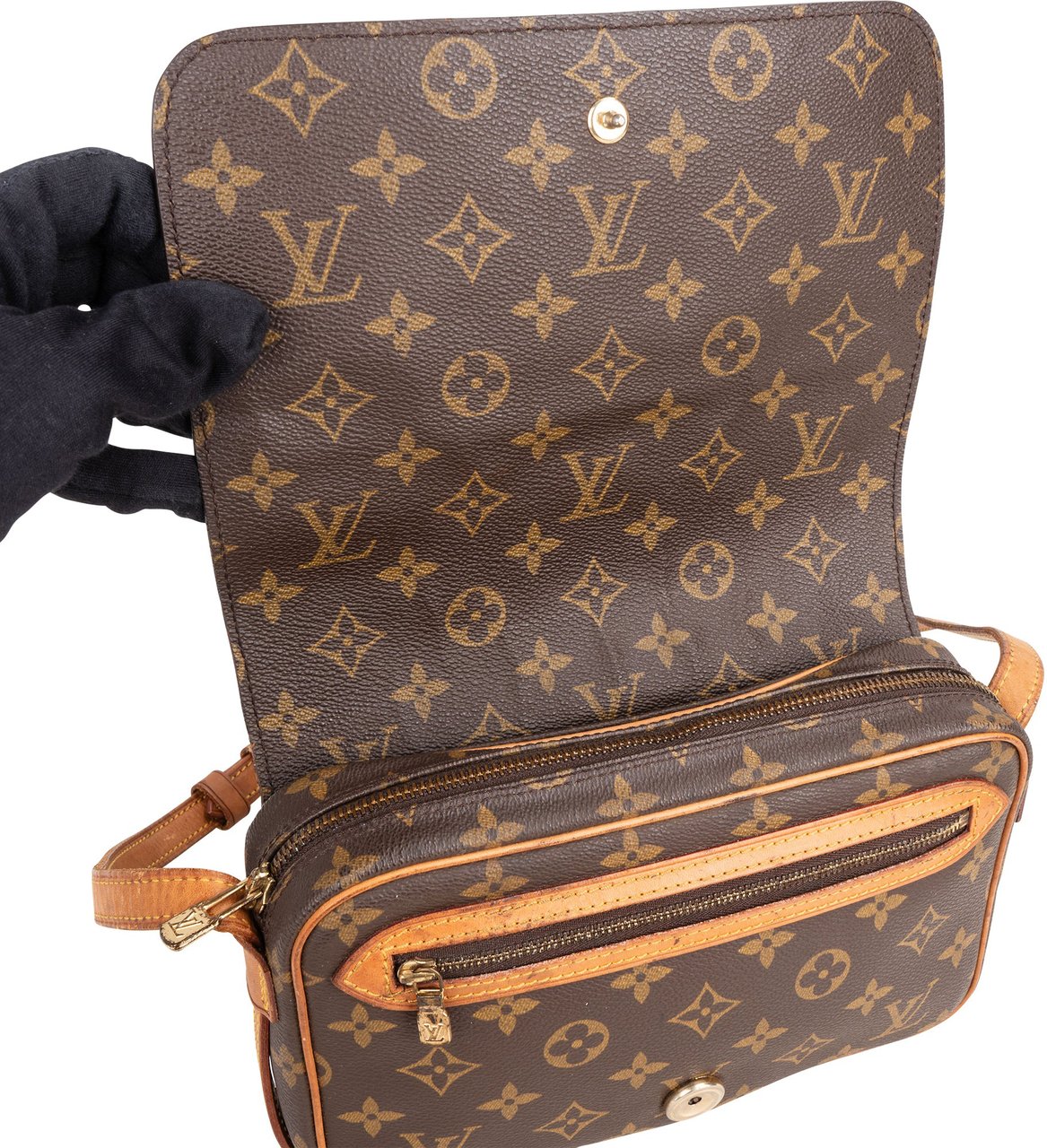 Louis Vuitton Louis Vuitton Canvas Monogram Saint Germain PM Crossbody Bag Bruin