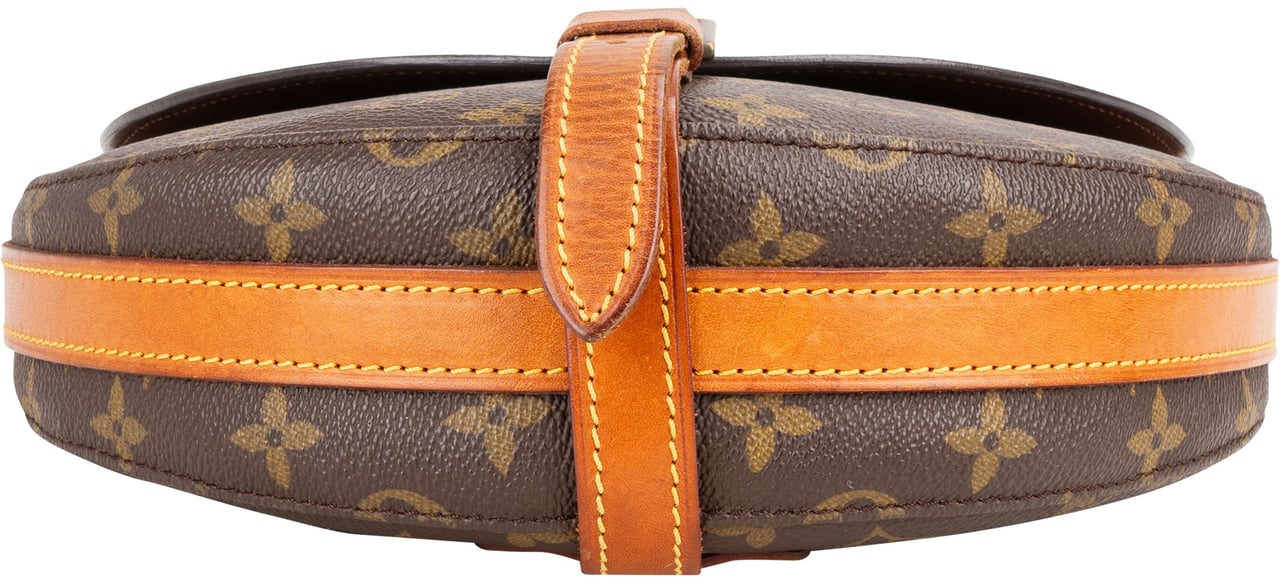 Louis Vuitton Louis Vuitton Canvas Monogram Chantilly GM Crossbody Bag Bruin