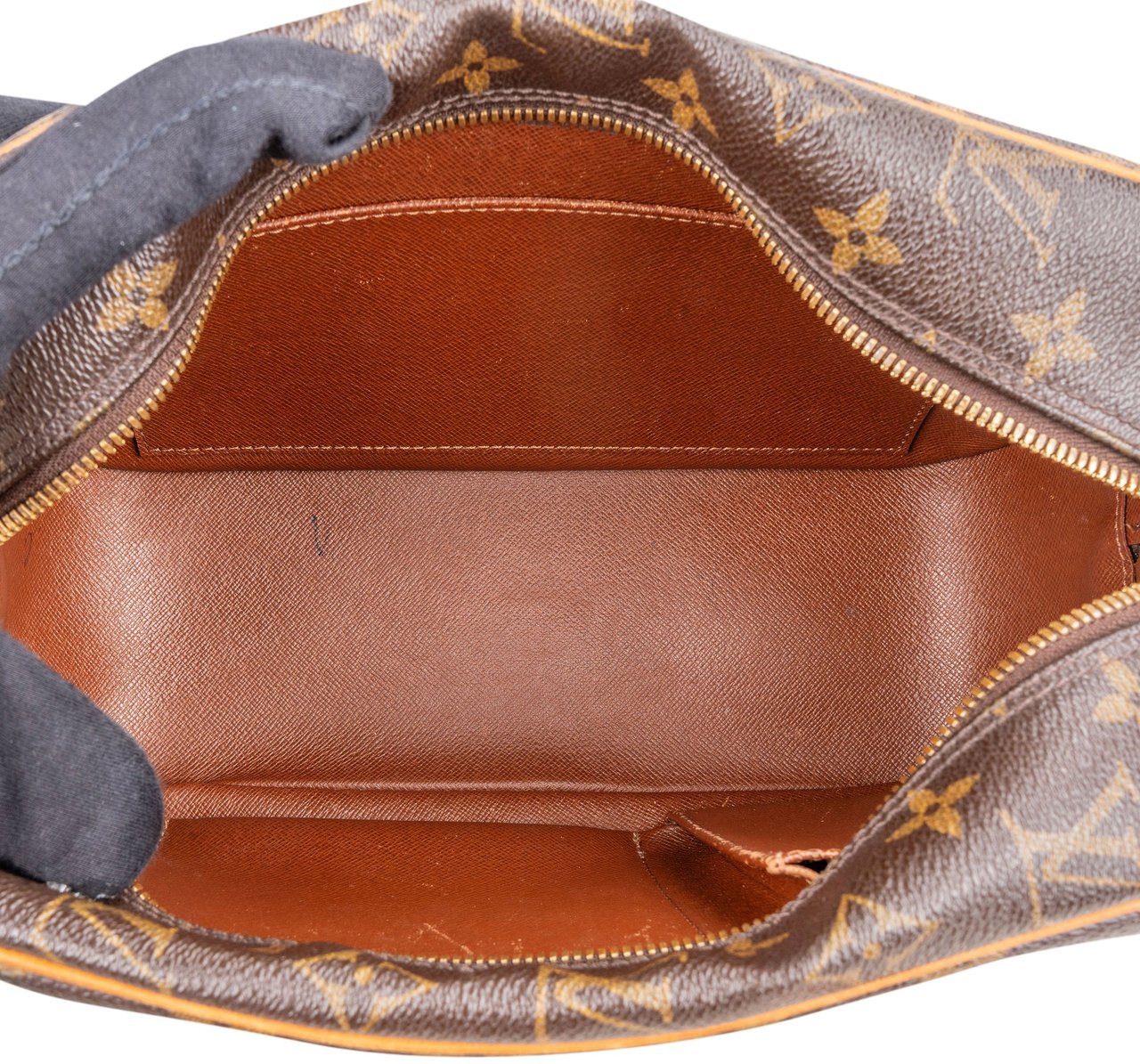 Louis Vuitton Louis Vuitton Canvas Monogram Cite MM Shoulder Bag Bruin