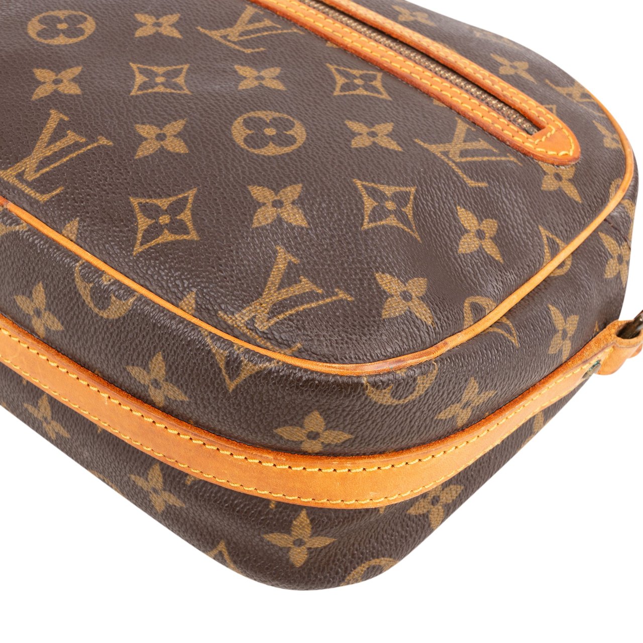 Louis Vuitton Louis Vuitton Canvas Monogram Senlis Crossbody Bag Bruin
