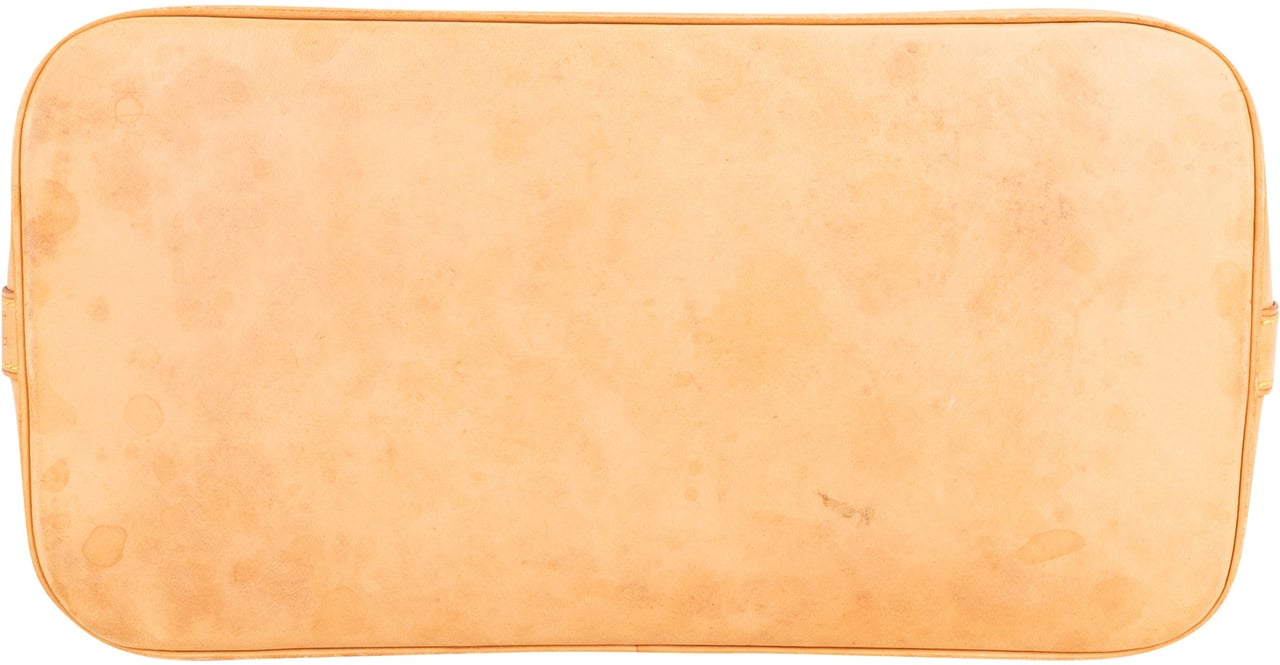 Louis Vuitton Louis Vuitton Canvas Monogram Alma PM Handbag Bruin