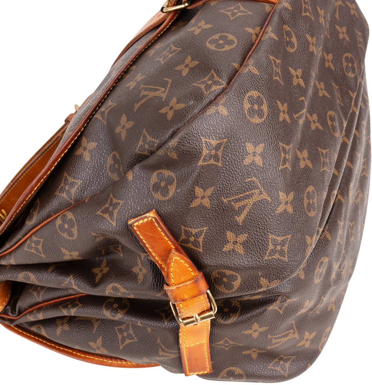 Louis Vuitton Louis Vuitton Canvas Monogram Saumur 35 Crossbody Bag Bruin