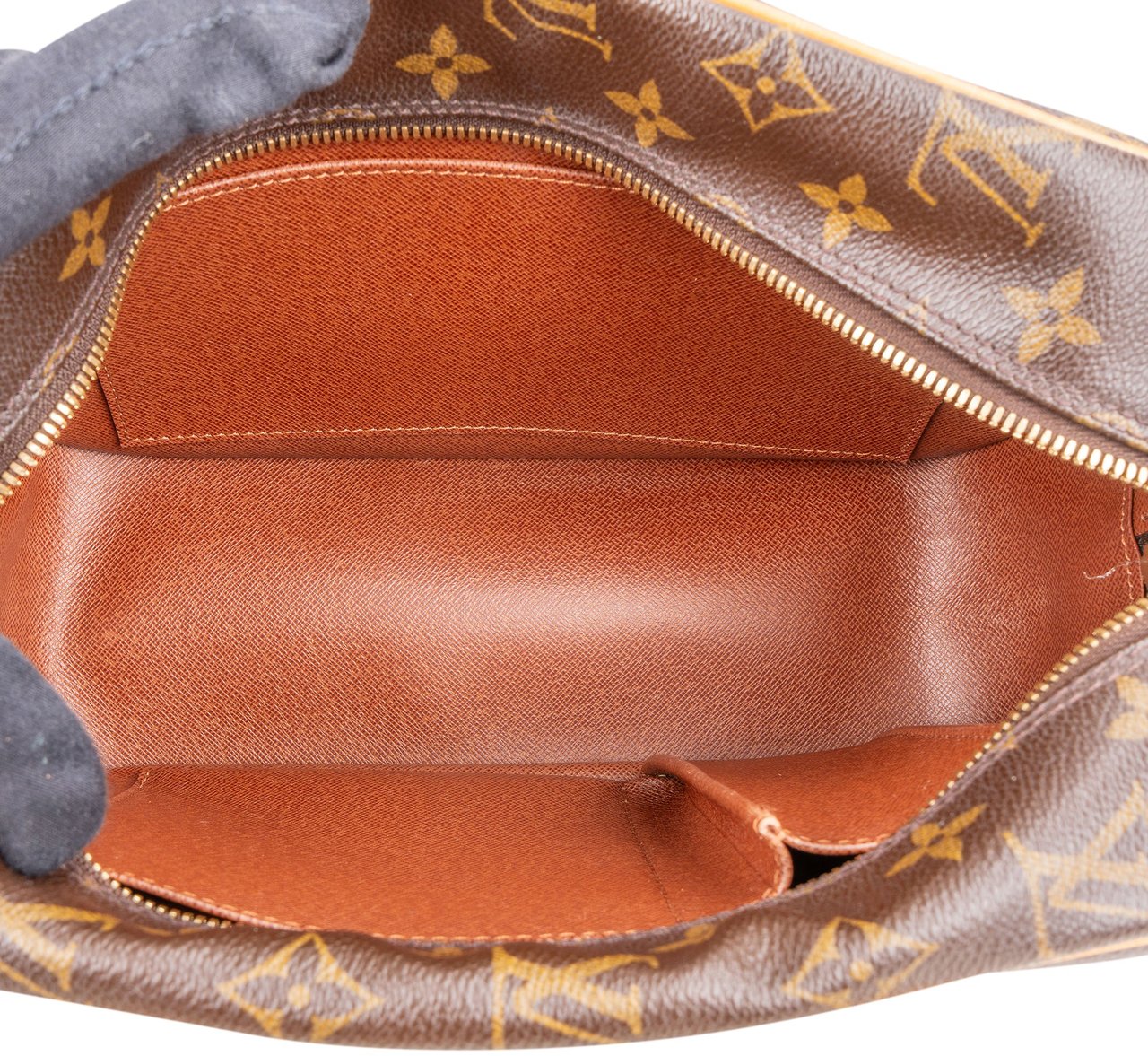 Louis Vuitton Louis Vuitton Canvas Monogram Cite MM Shoulder Bag Bruin