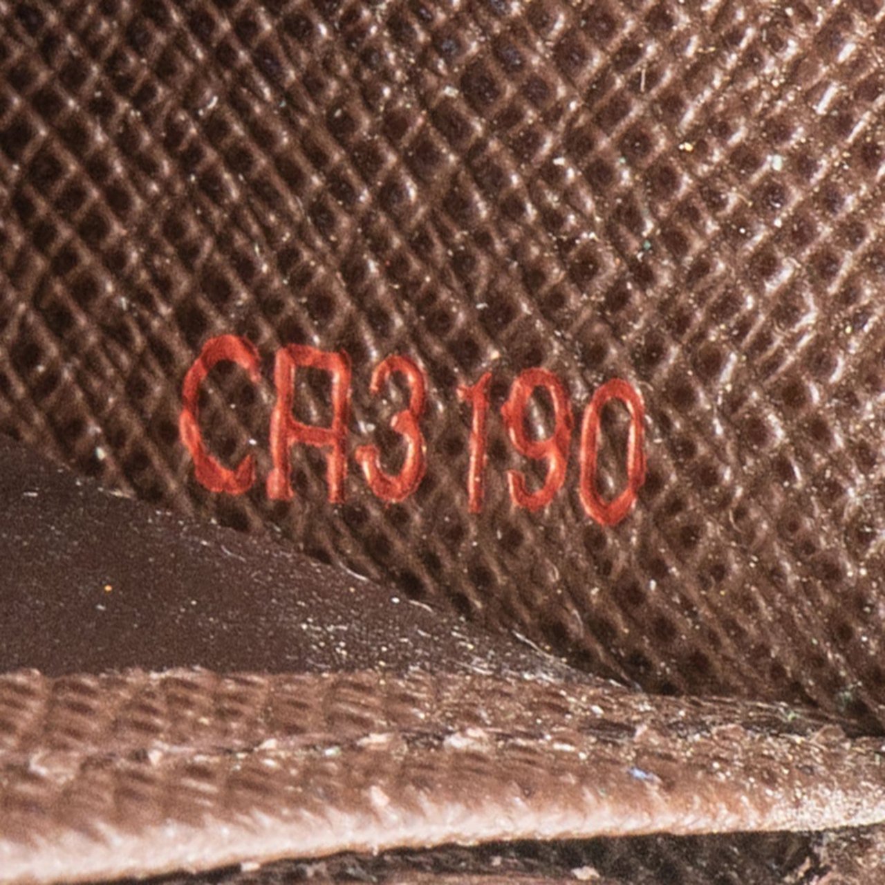 Louis Vuitton Louis Vuitton Damier Ebene Monogram Zippy Wallet Bruin